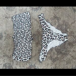 Hula Honey cheetah print bikini size large